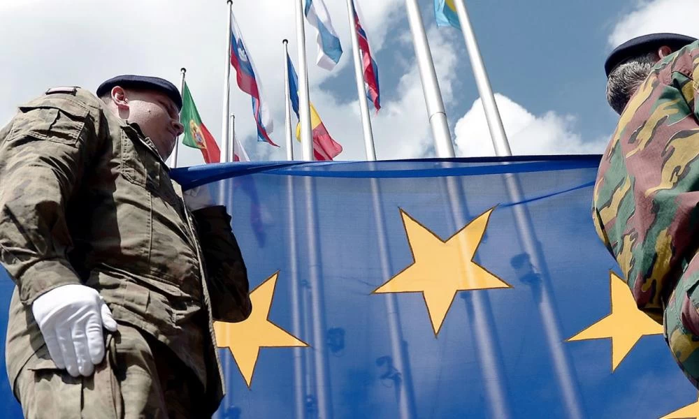 Ήρθε η ώρα να πάψει η Ευρώπη να είναι....soft στην Άμυνα: Στρατηγική Πυξίδα και Ευρωστρατός-Χωράει το ΝΑΤΟ;